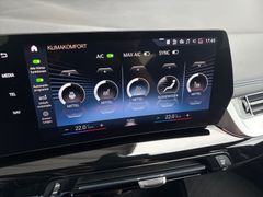Fahrzeugabbildung BMW 218i Active Tourer M Sport -- AHK/ ACC/ HeadUp