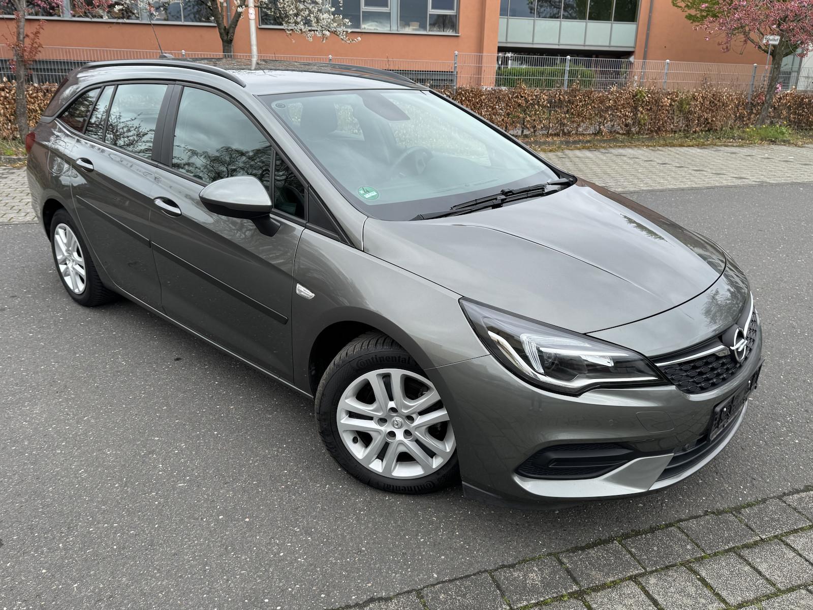 Opel Astra Klima Navi Temp CarPlay 1.Hd 28.000 km !!!