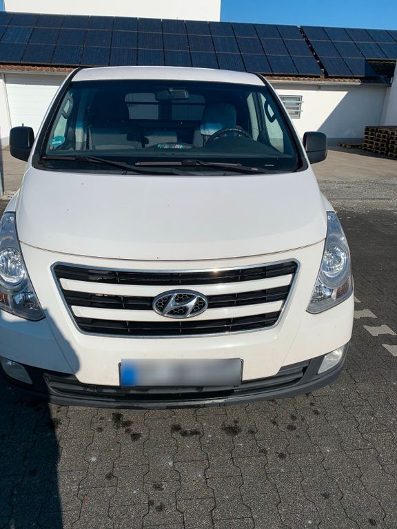 Image of Hyundai H-1