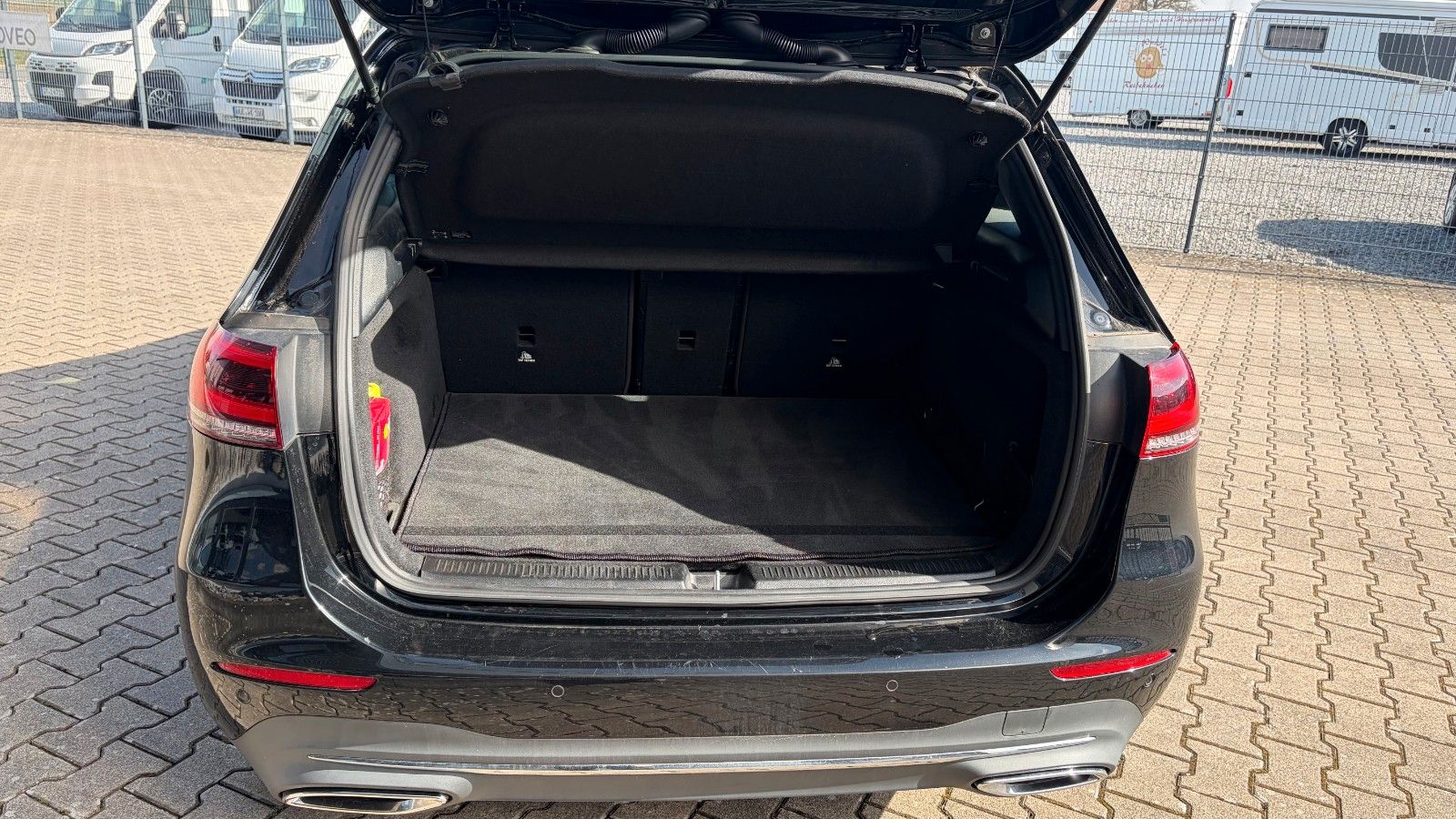 Fahrzeugabbildung Mercedes-Benz B 180  CDI Progessive