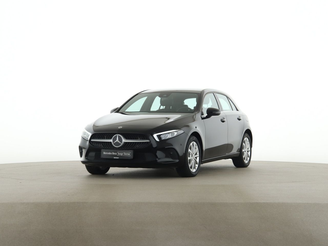 Mercedes-Benz A 250 e Style MBUX Kamera LED Navi Park-Ass foto 2
