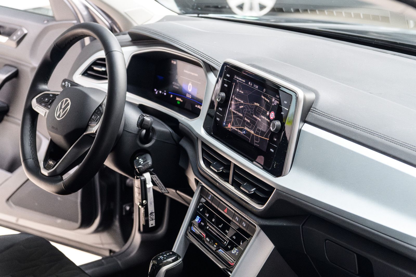 Fahrzeugabbildung Volkswagen T-Roc Goal+LED+AHK+NAVI+SHZ+ACC+GJR+SIDE.ASS