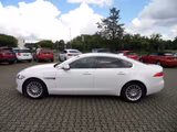 Jaguar XF 2.0d Pure Autom+Navi+Standhzg+Cam+PDC+1.Hand - gebrauchte Jaguar XF aus dem Jahr 2019