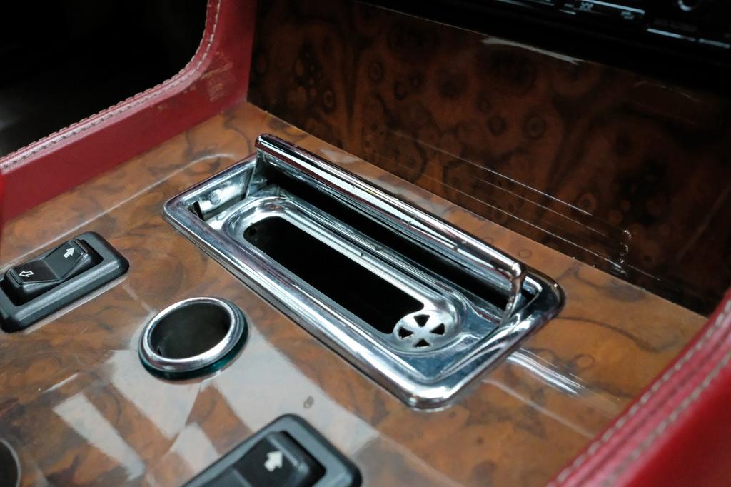 Aston Martin Lagonda