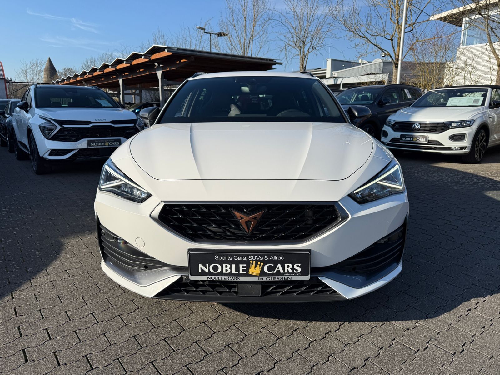 Fahrzeugabbildung CUPRA Leon Sportstourer VZ e-Hybrid ACC LED NAV 19"