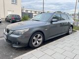BMW 525d A touring -    M Paket. Automatik  - BMW 525 aus 2007: Kombi