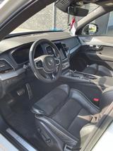 Volvo XC90 B5 D AWD R-Design 7 Sitze 360 Kamera - gebrauchte Volvo XC90 aus dem Jahr 2022