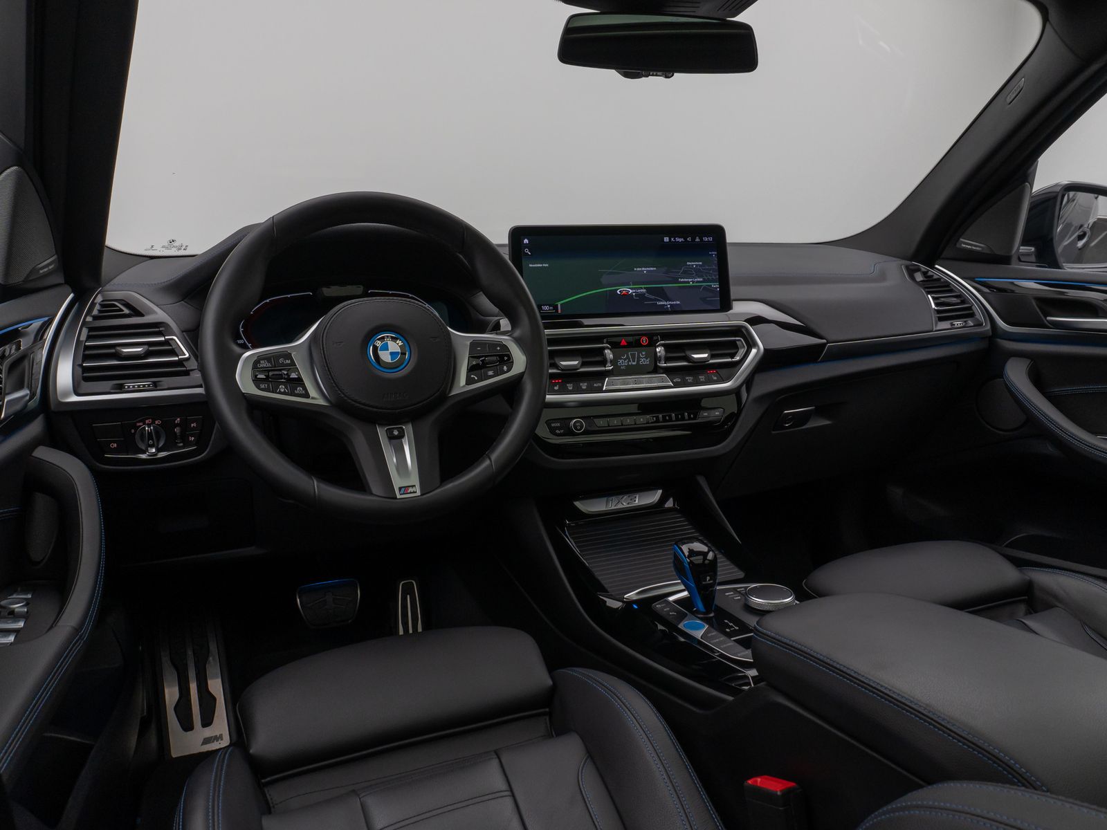 Fahrzeugabbildung BMW iX3 Impressive M Sport Panorama 360°HUD DAB H/K