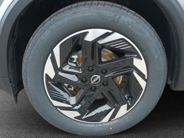 Nissan Qashqai 1.3 DIG-T N-Connecta °Navi°RFK°SHZ°BF°