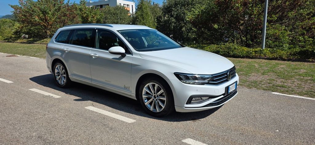 Image of Volkswagen Passat