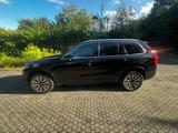 Volvo XC90 B5 D AWD Geartronic Momentum Pro 7 Sitzer - Volvo Gebrauchtwagen in Regensburg