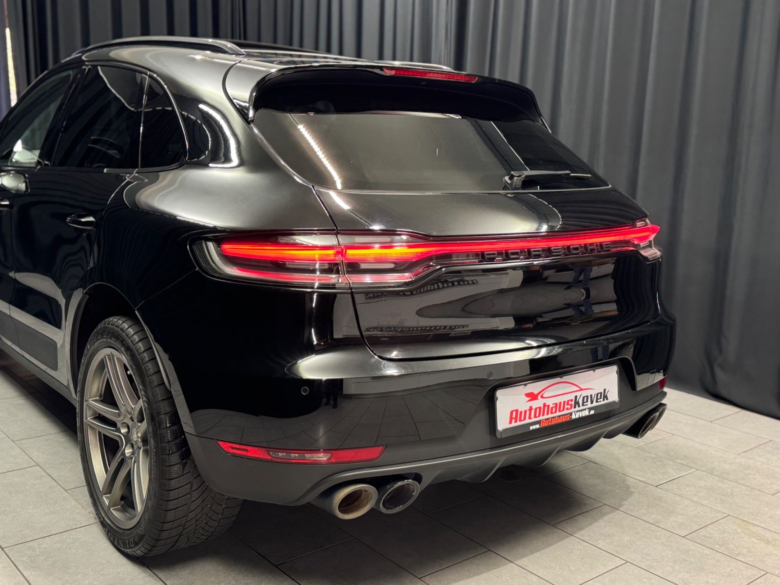 Fahrzeugabbildung Porsche Macan S|PANORAMA|18-WEGE|BOSE|PDLS+|20"TURBO|