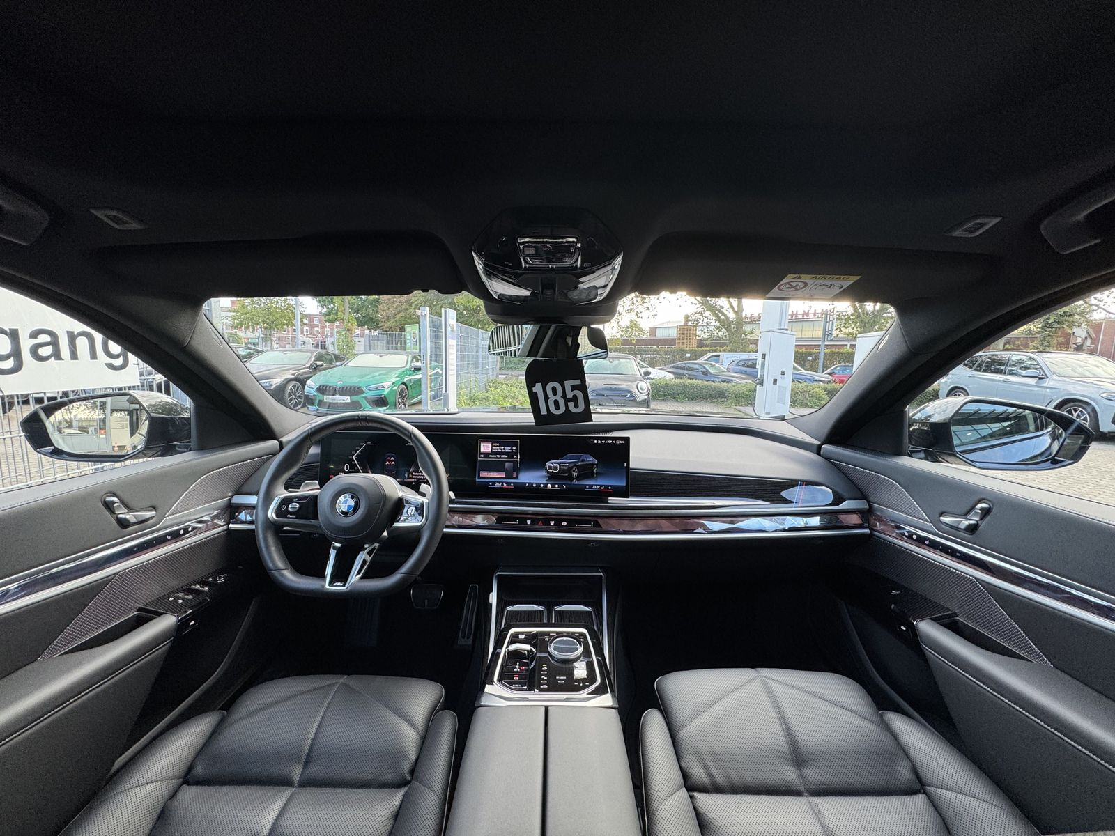 BMW 740d xDrive M Sport Pano TV StHzg Autobahnas B&W foto 2