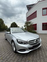 Mercedes-Benz Mercedes Benz E 250 W212 top Zustand wenig km - Mercedes-Benz: E212