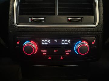 Audi A6 Lim. 3.0 TDI quattro *2. Hand*LED*Kamera*Navi