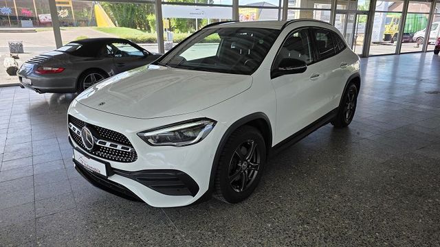 MERCEDES-BENZ GLA 200 AMG*M-Beam*Nav*SH*Park*Kam*DIS*Spur*Tot*