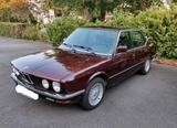 BMW E28, 520i - BMW 520: E28