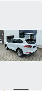 Porsche Cayenne S E-Hybrid S - Porsche Cayenne mit Hybrid-Antrieb: Geländewagen