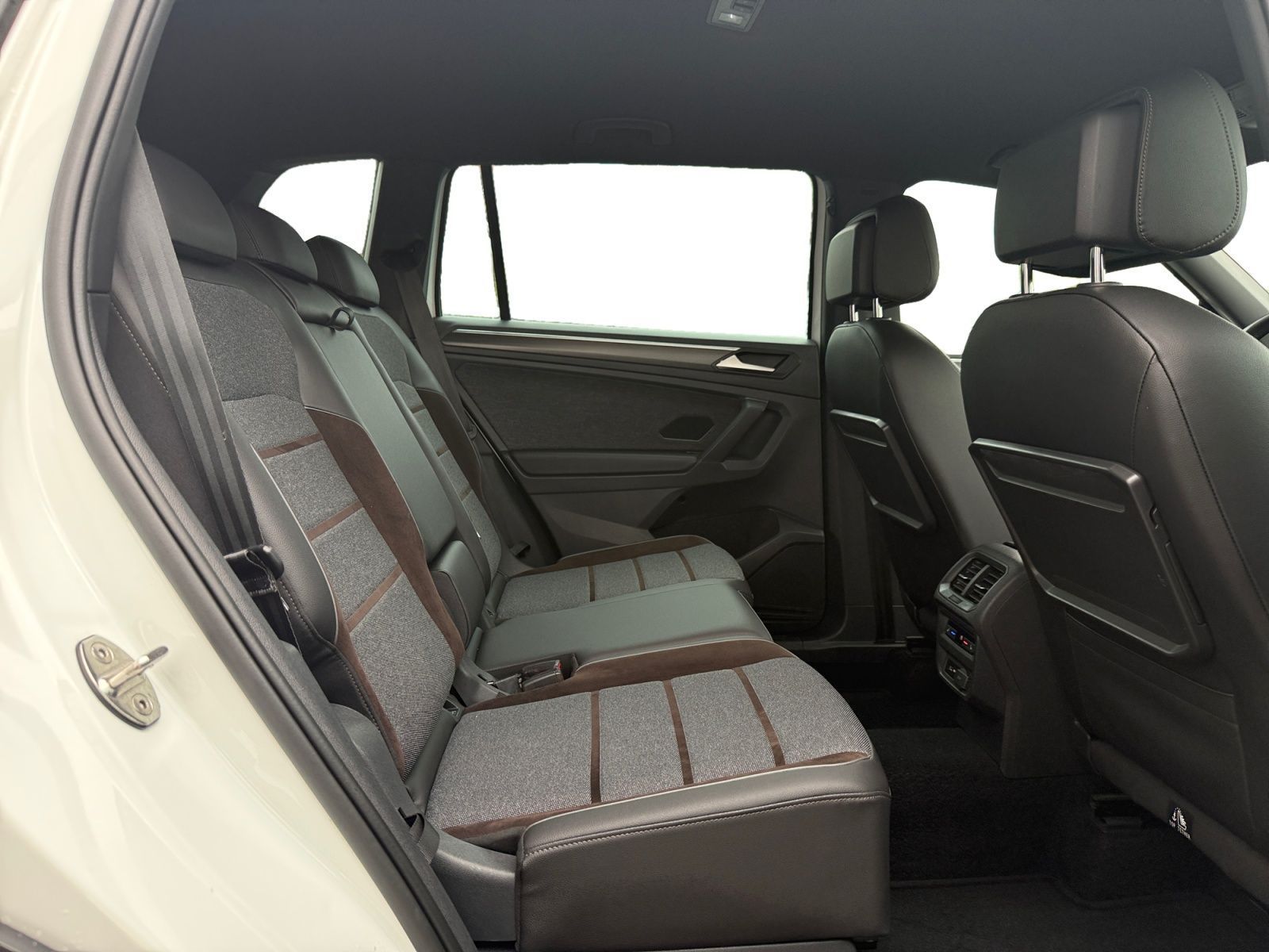 Fahrzeugabbildung SEAT Tarraco 2.0 TDI Xcellence 4Drive AHK 20" BEATS