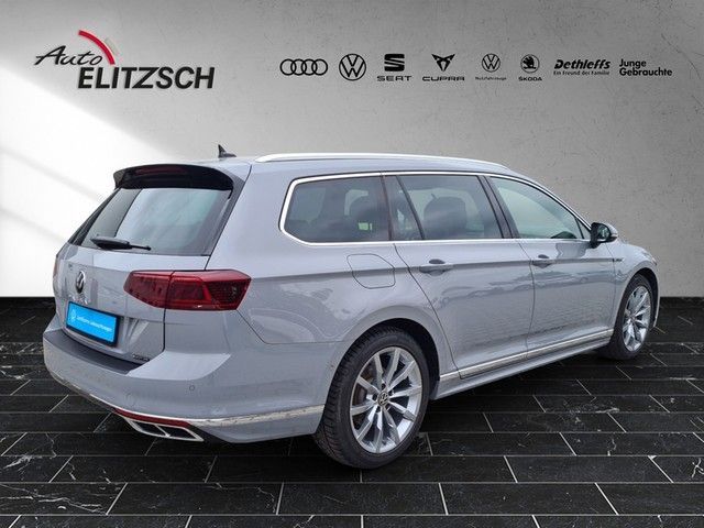 Fahrzeugabbildung Volkswagen Passat Variant TDI DSG Elegance 4M 2 x R-Line MA