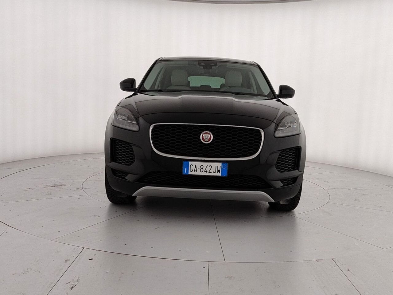 Jaguar E-Pace 2.0D 150 CV R-Dynamic S imagem 2