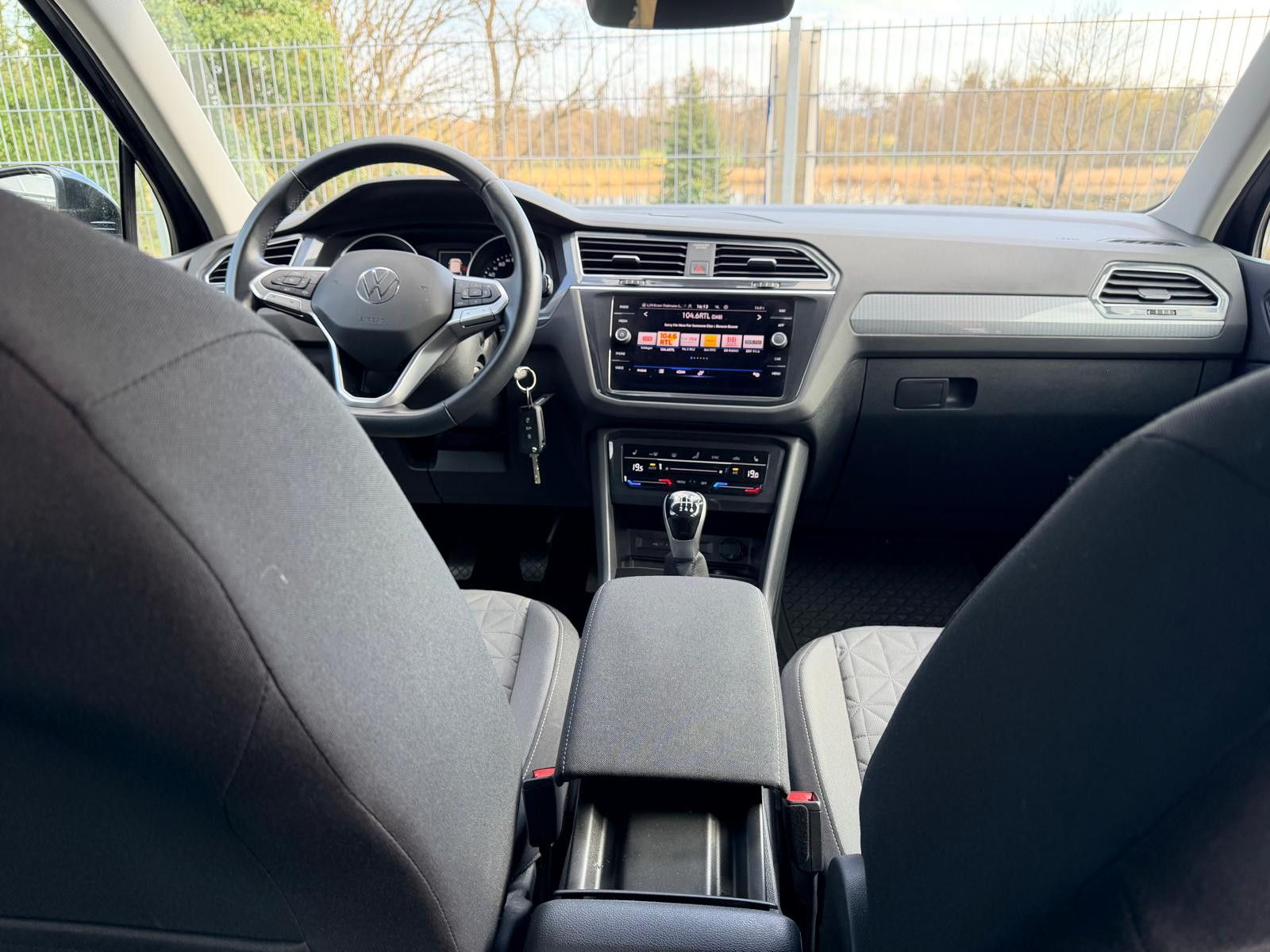 Volkswagen Tiguan 1.5 TSI  NAV LED ACC AppConnect Garantie foto 10
