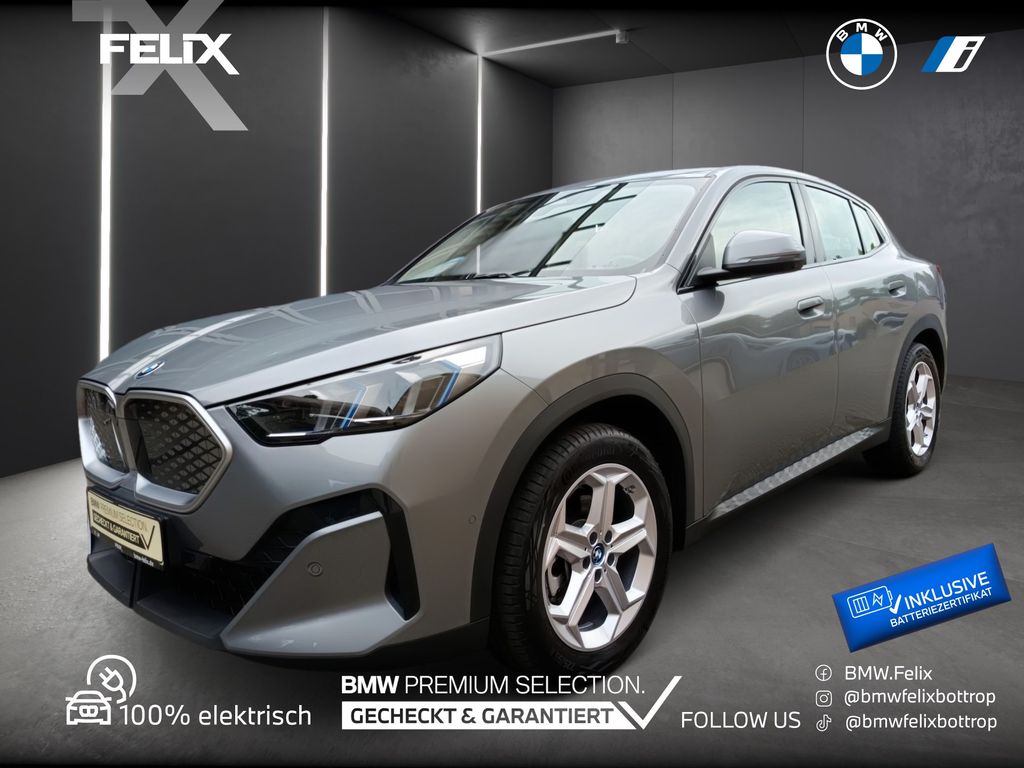 BMW iX2 30xDrive+LIVE COCKPIT PRO+ICONIC GLOW+HEAD U