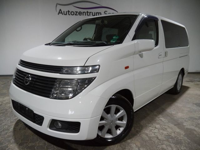 Nissan Elgrand E51 Allrad Klima Tempomat Kamera 7 Sitze