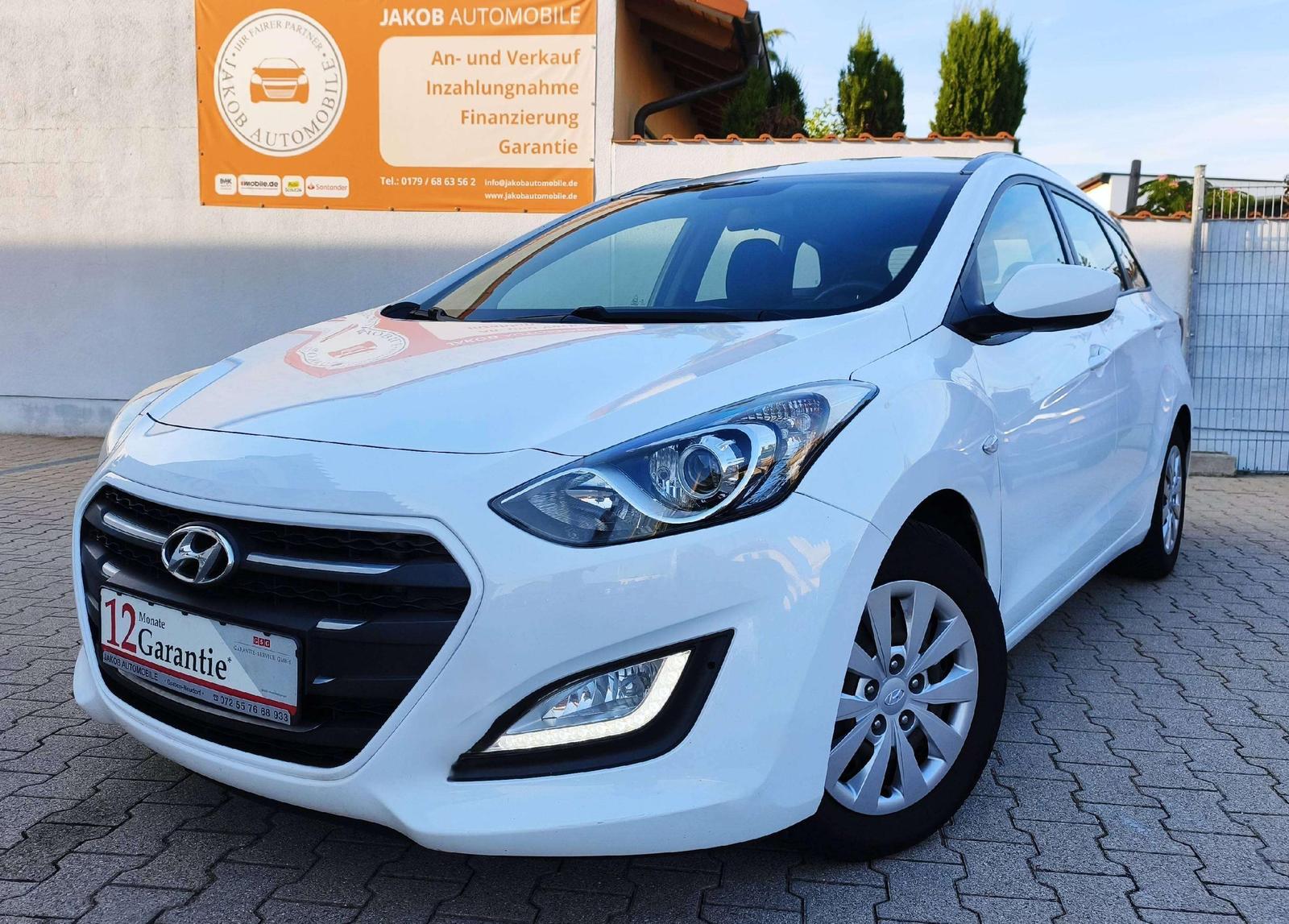 Hyundai i30 TÜV Neu 1.Hand Einparkhilfe Klima Scheckheft