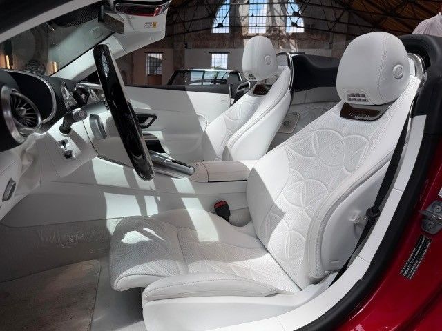 Fahrzeugabbildung Mercedes-Benz SL 680 Maybach MonogramSeries/MB-Pattern/Burm-3D