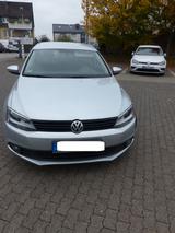 Volkswagen Jetta 1.2 TSI Trendline BlueMotion Technolog... - Volkswagen Jetta Trendline mit Benzin-Antrieb