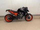 KTM 890 Duke GP 2023 Modell Tech Pack - KTM 890 DUKE GP