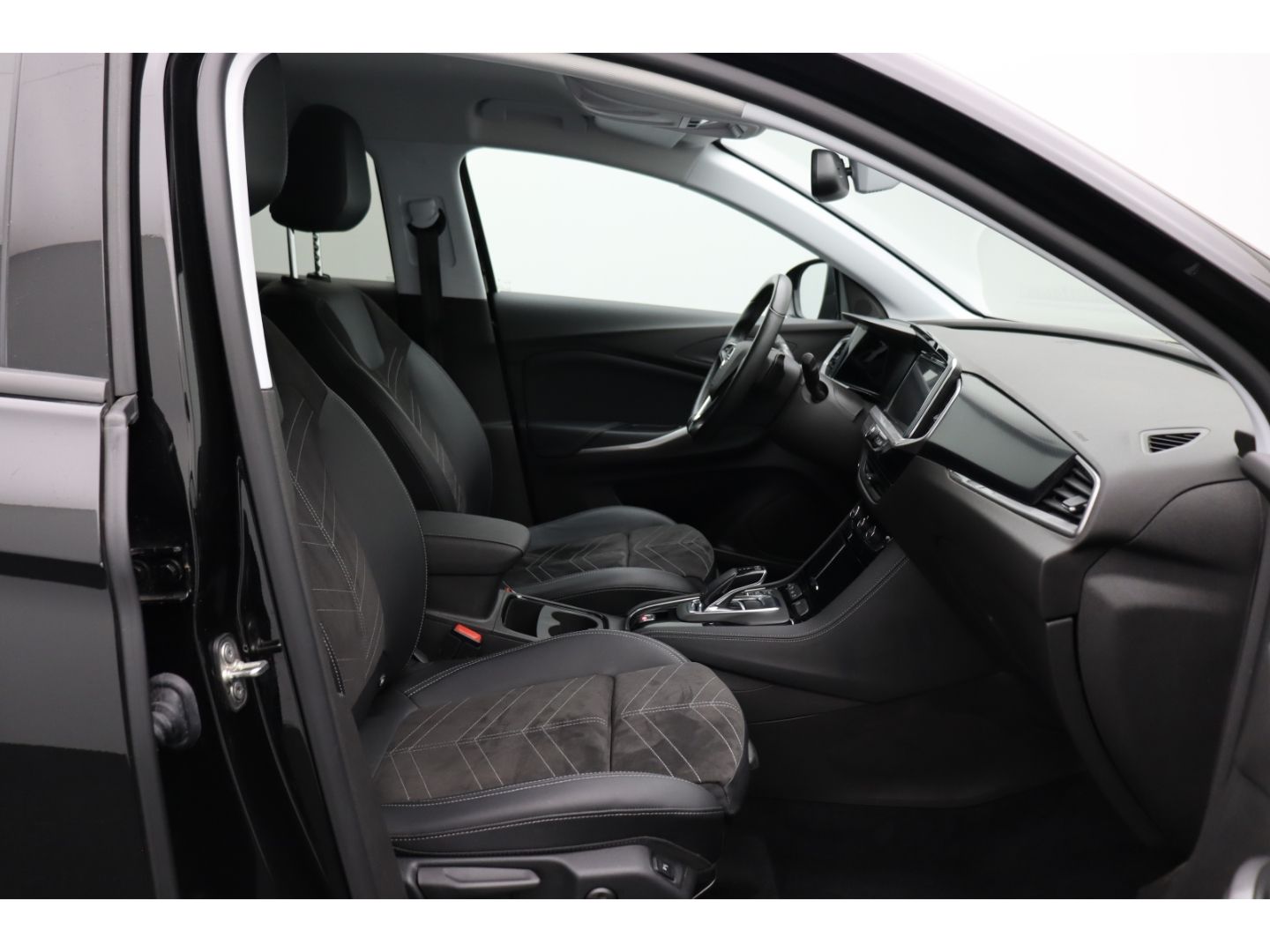 Fahrzeugabbildung Opel Grandland Elegance ACC Digitales Cockpit 360 Kam
