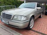 Mercedes-Benz C 200 Elegance - H Kennzeichen -Gutachten Note 2 - gebrauchte Mercedes-Benz C 200 aus dem Jahr 1996
