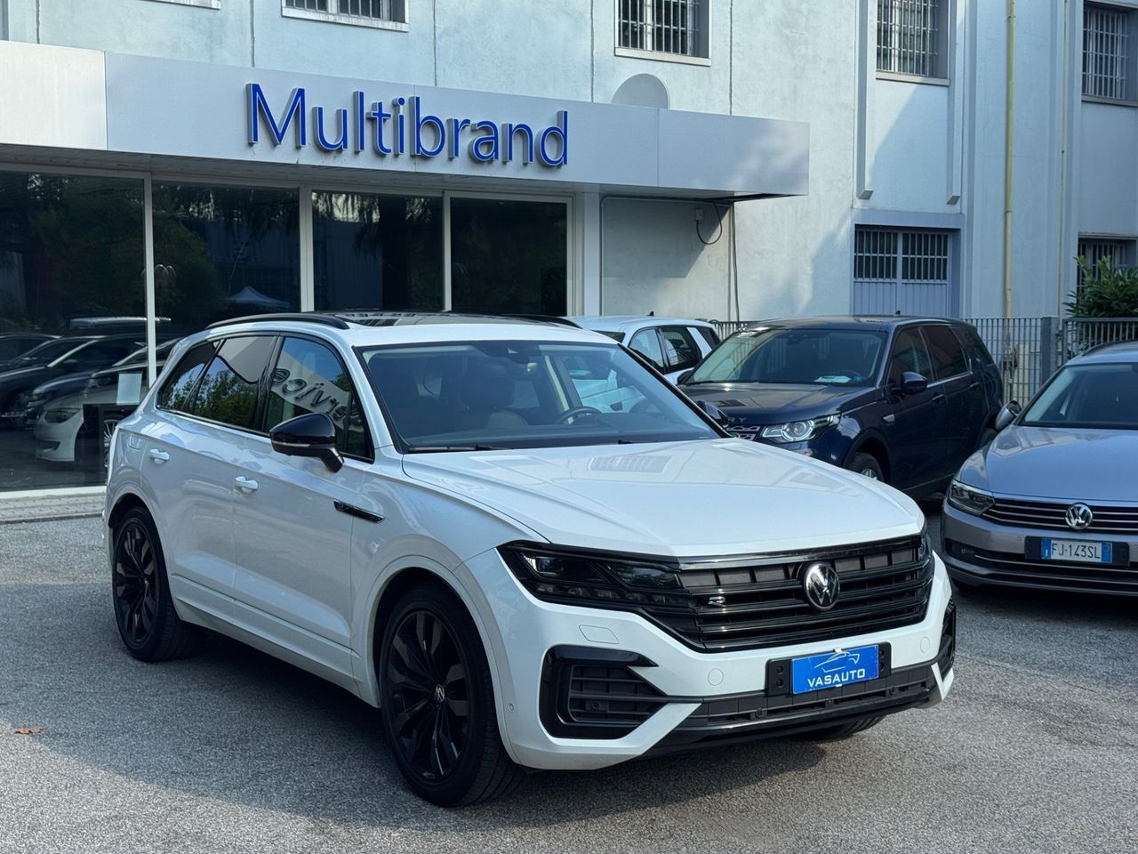VW Volkswagen Touareg 3.0 V6 TDI SCR R-LINE