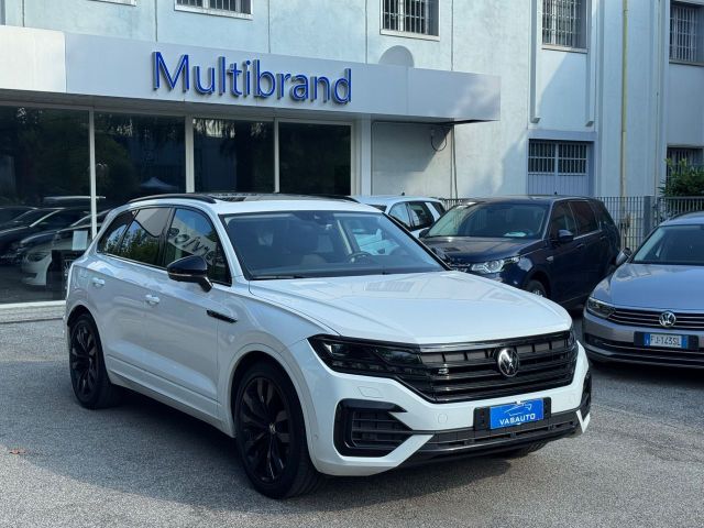 VW Volkswagen Touareg 3.0 V6 TDI SCR R-LINE