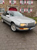 Opel Senator B 3.0 12V CD - Opel Senator mit Schiebedach