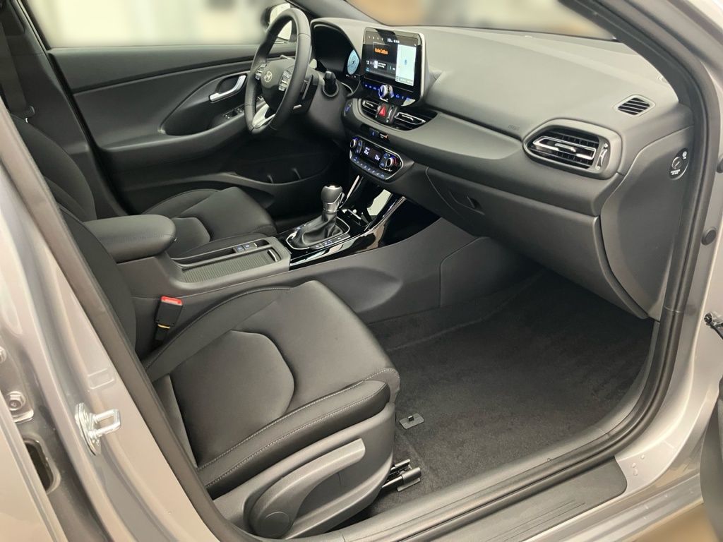 Fahrzeugabbildung Hyundai i30 Kombi 1.6 T-GDI Trend AUT SpurH