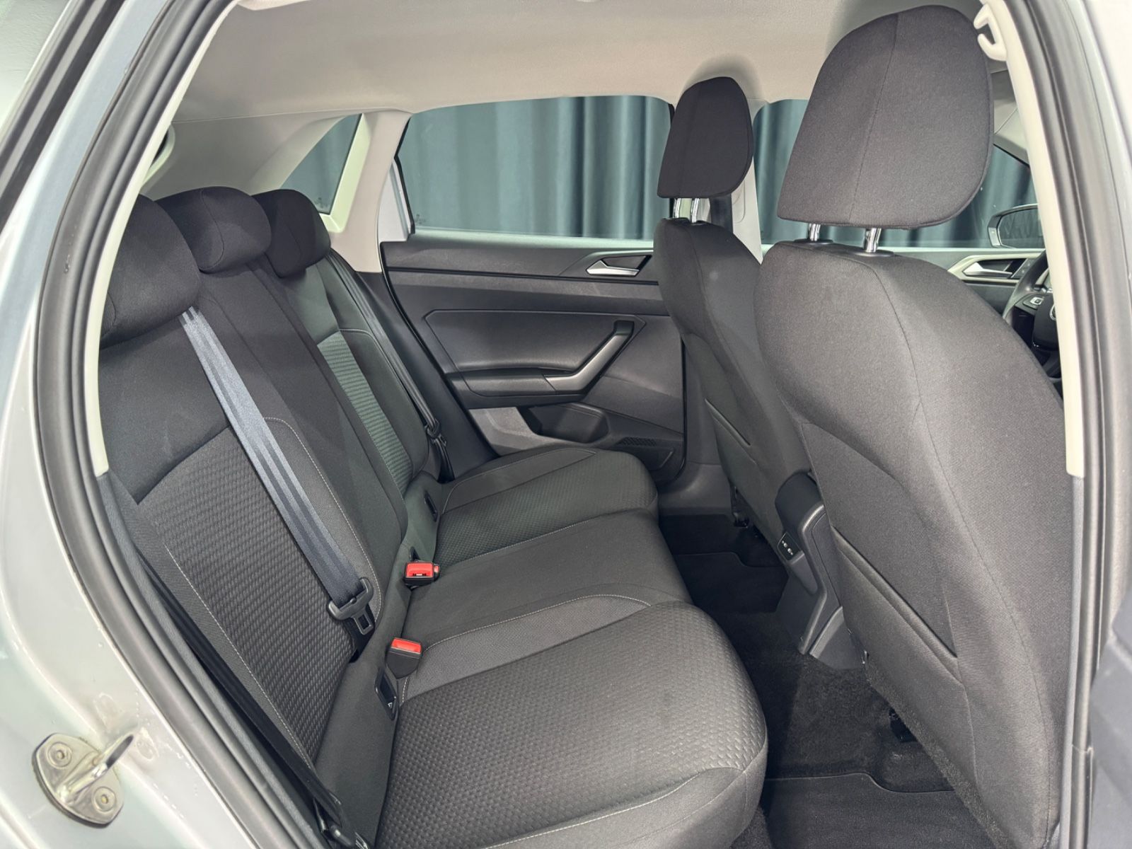 Fahrzeugabbildung Volkswagen Polo VI Comfortline|PDC|NAVI|1.HAND