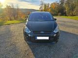 Ford S-Max 2,2 TDCi Titanium S *AHK *StdHz*SHz*Klima - Ford S-Max von privat