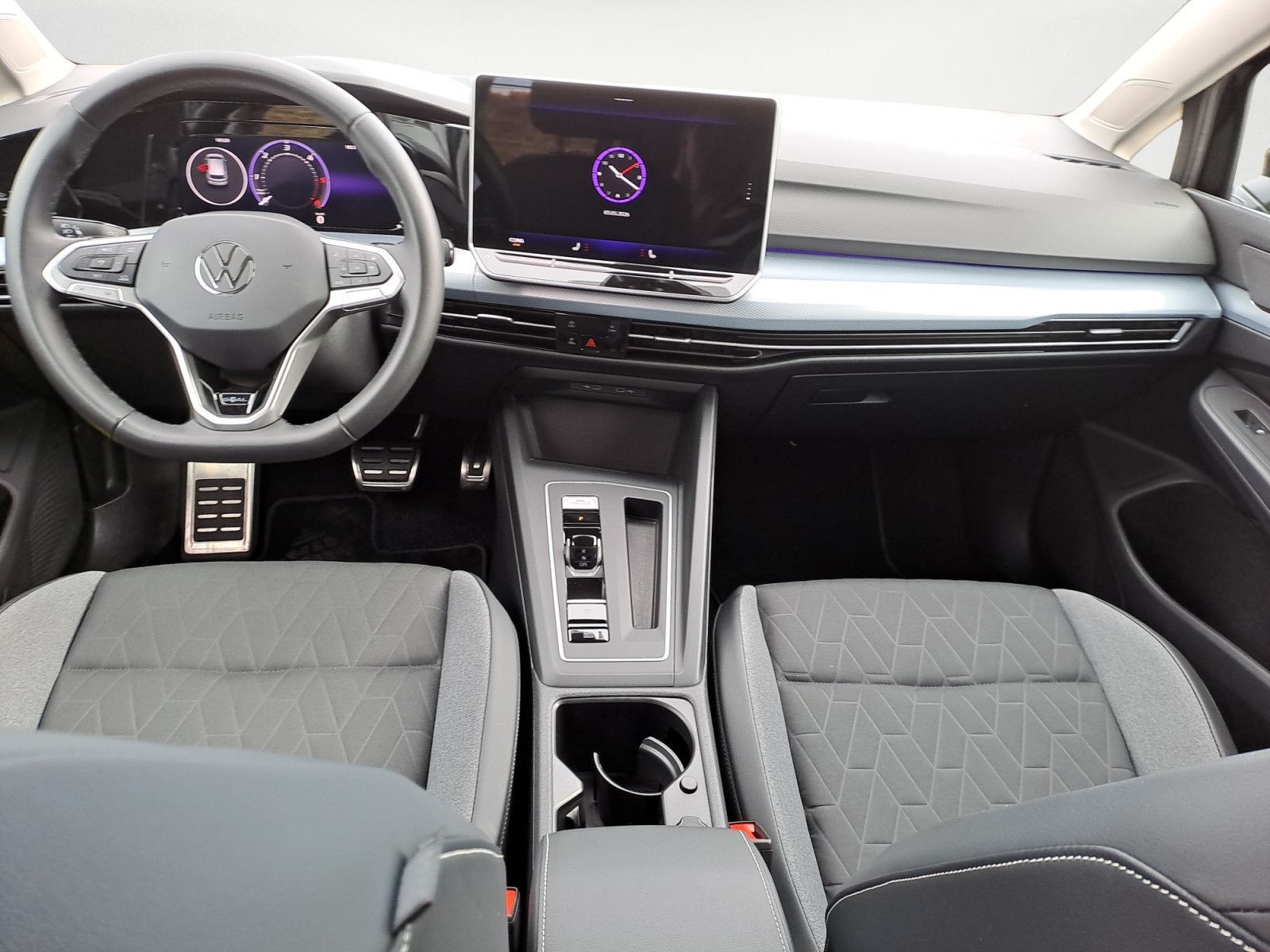 Volkswagen Golf - Bild 11