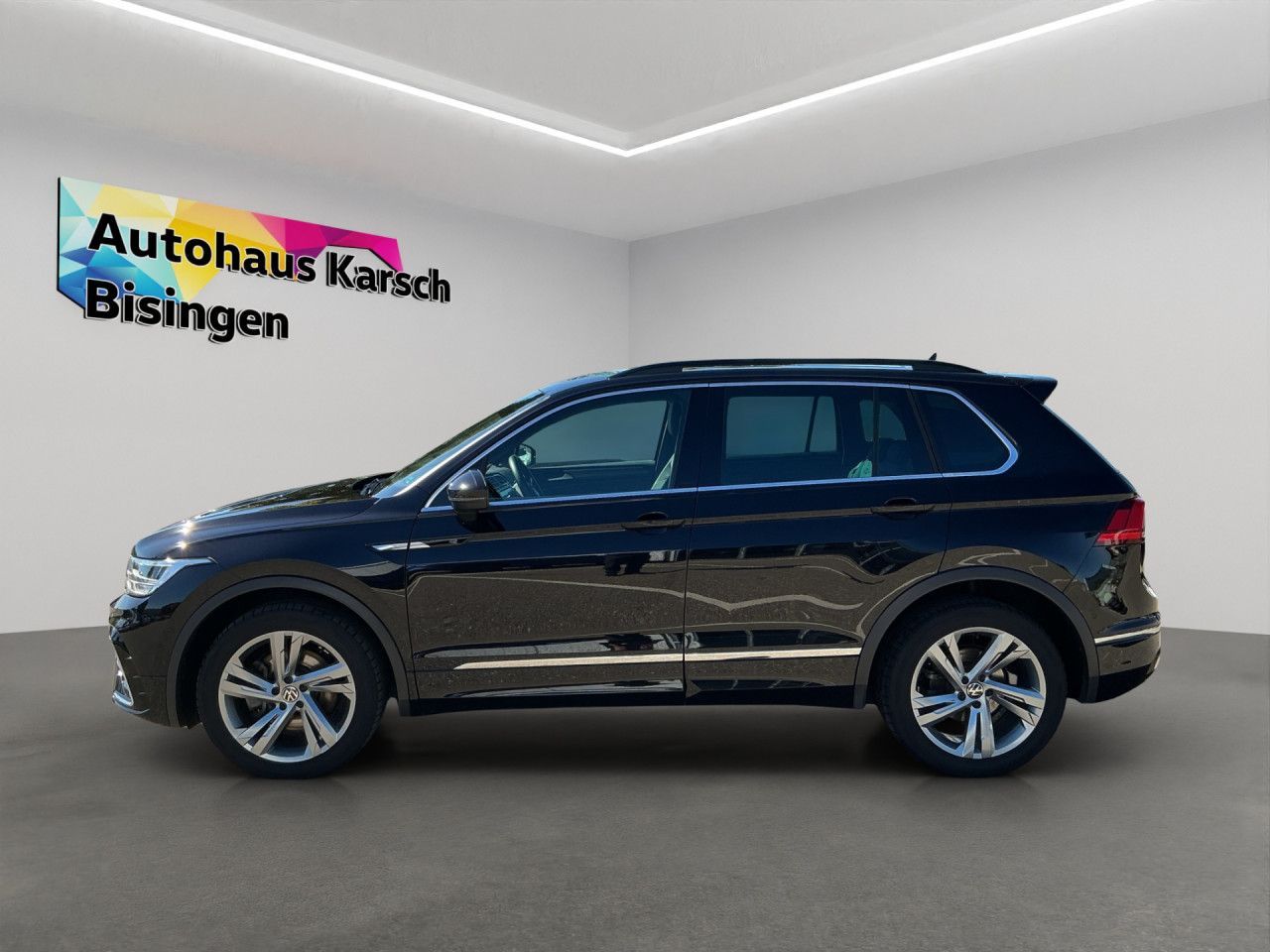 Volkswagen Tiguan R-Line 2.0 TSI DSG 4Motion AHK IQ.DRIVE foto 3