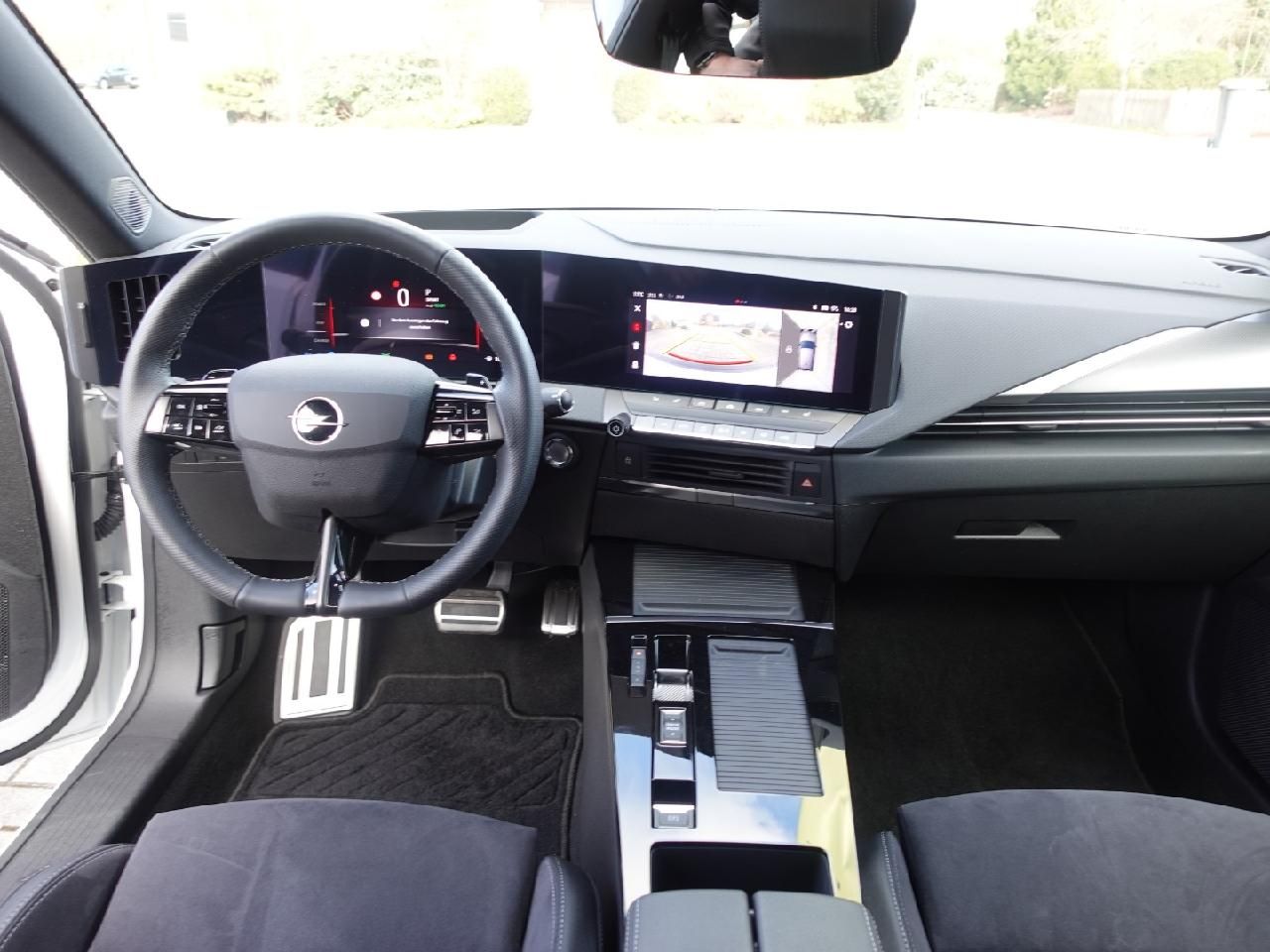 Fahrzeugabbildung Opel Astra L Lim. 1,6 GSe Plug-in-Hybrid