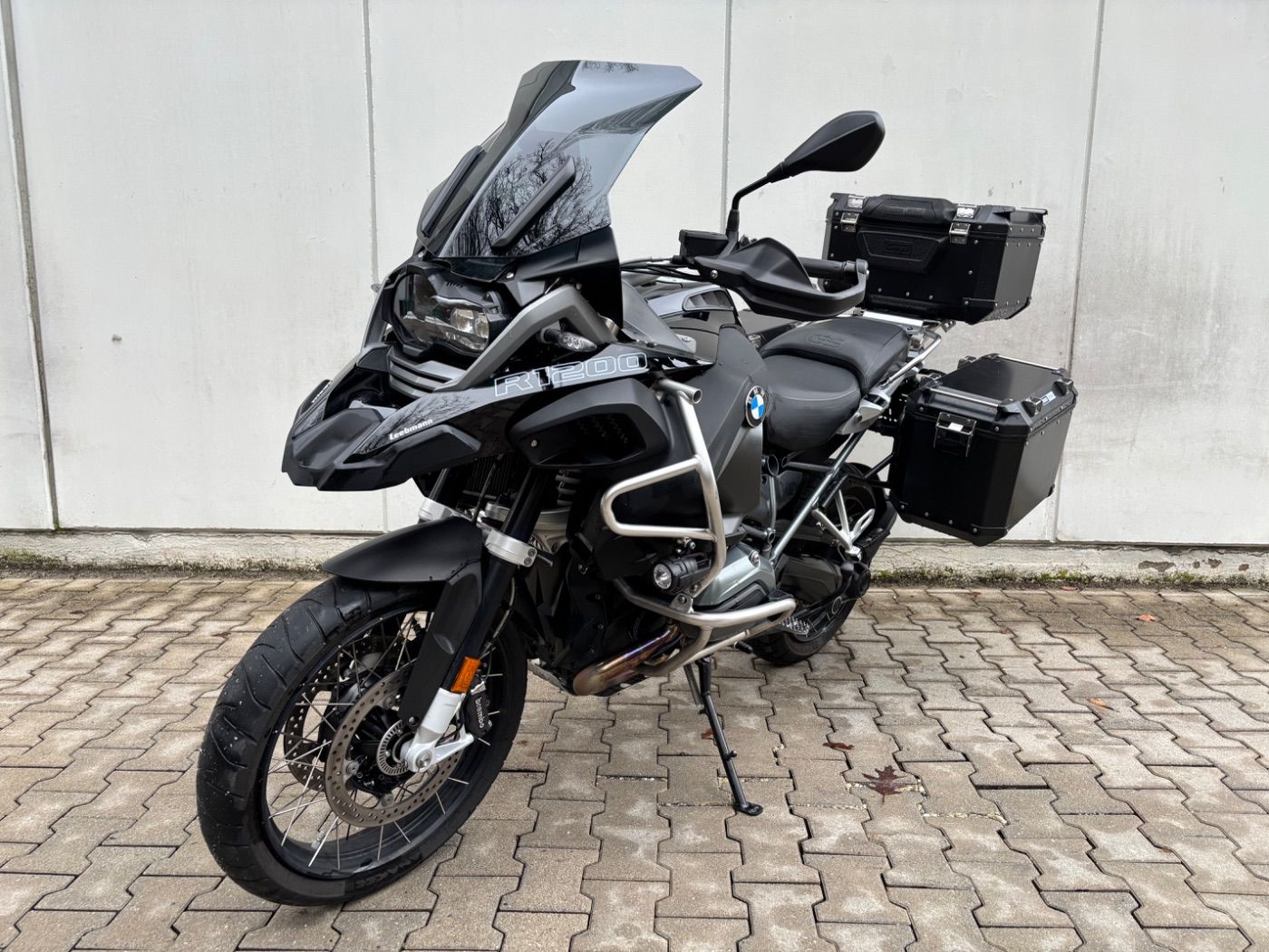 Fahrzeugabbildung BMW R 1200 GS Adventure 3 Pakete Triple Black