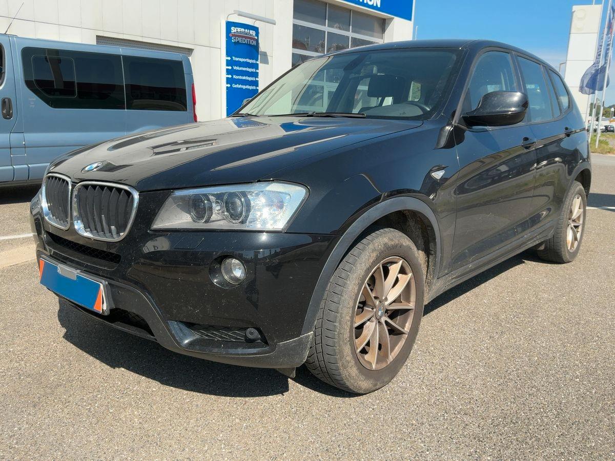 BMW X3 xDrive 20 d*Automatik*AHK*PDC*Bi-Xenon*1.Hand