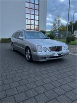 Mercedes-Benz E 270 CDI T AVANTGARDE AHK Rostfrei  - Mercedes E 270 mit Schiebedach