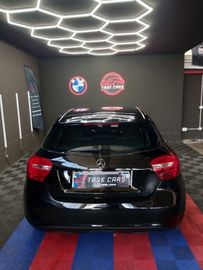 Mercedes A 180 - 5