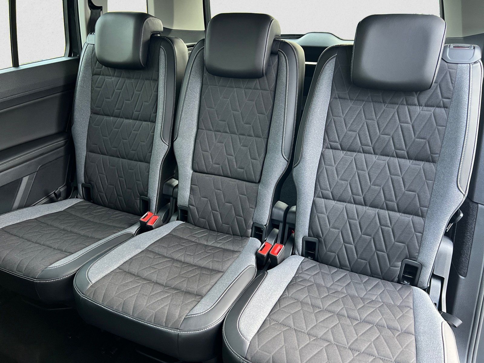 Volkswagen Touran - Bild 10