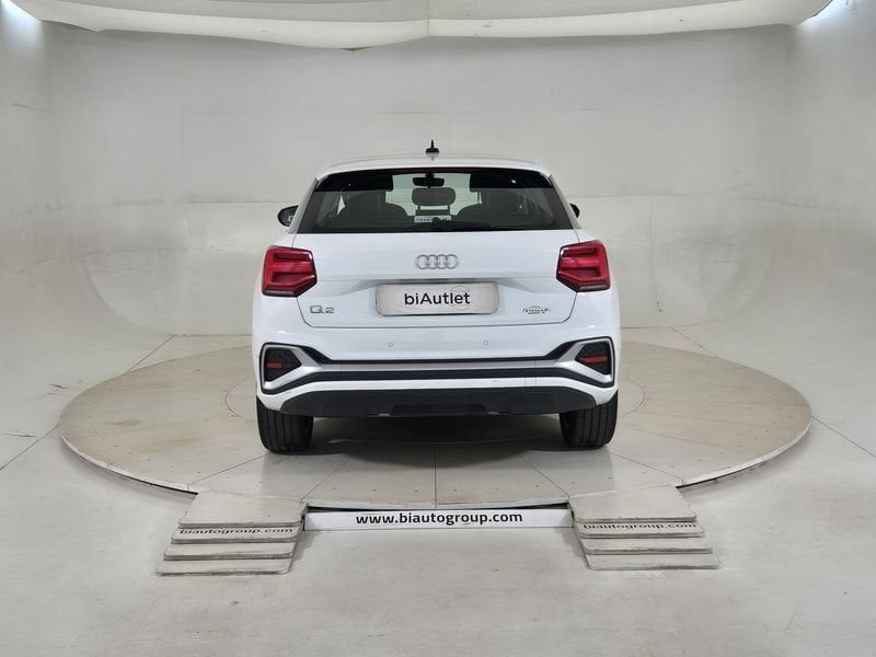 Audi Q2 I 2021 30 1.0 tfsi S line edition imagem 3