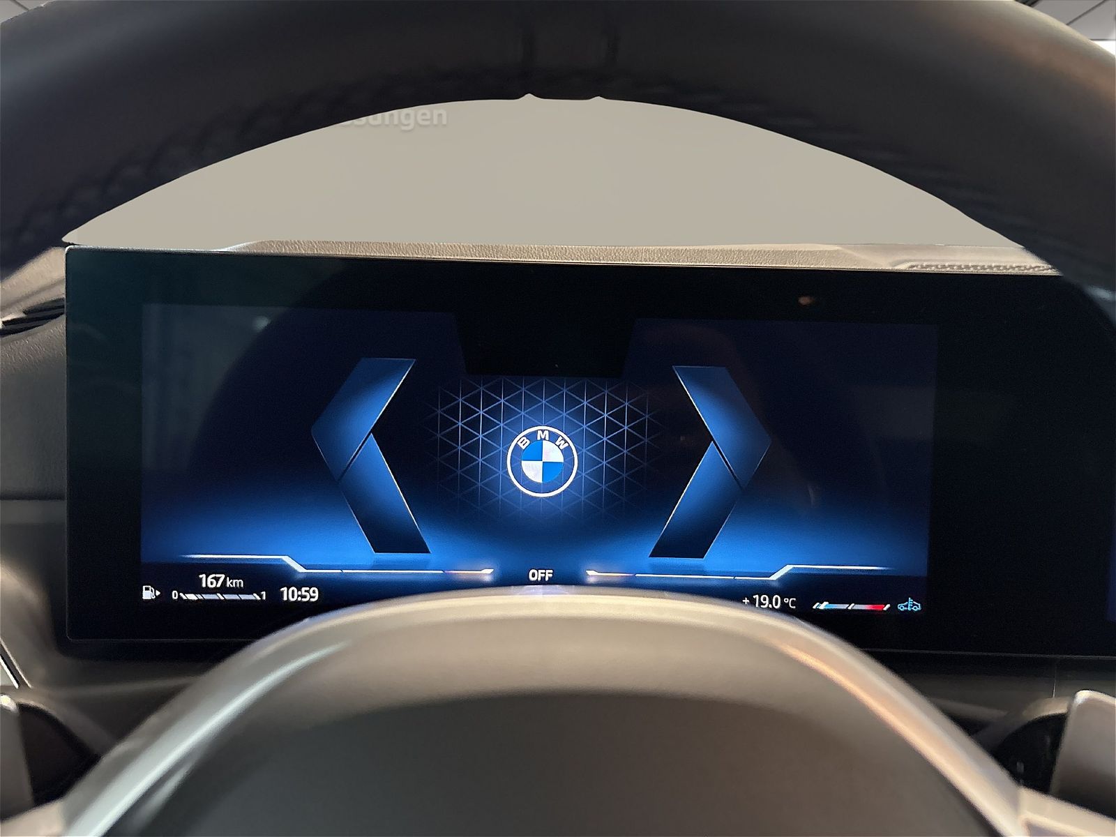 BMW 220 - Bild 11